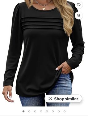 Black Pleated Yoke Long-Sleeve Top - Women's